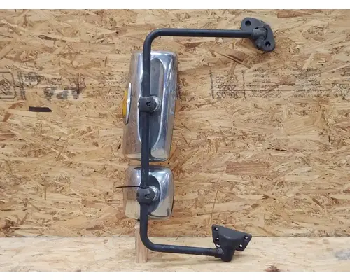 Freightliner M2 112 Heavy Duty Mirror (Side View)