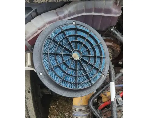 Freightliner M2 112 Medium Duty Air Cleaner