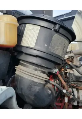 Freightliner M2 112 Medium Duty Air Cleaner