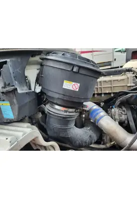 Freightliner M2 112 Medium Duty Air Cleaner