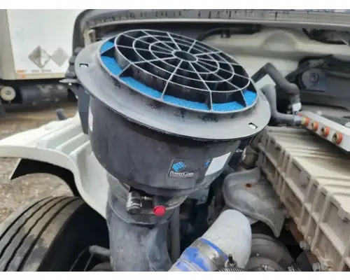 Freightliner M2 112 Medium Duty Air Cleaner