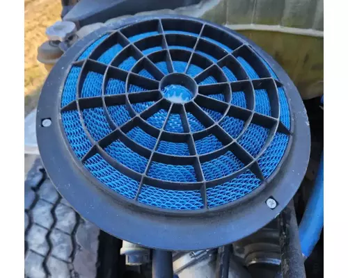 Freightliner M2 112 Medium Duty Air Cleaner