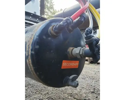 Freightliner M2 112 Medium Duty Air Tank
