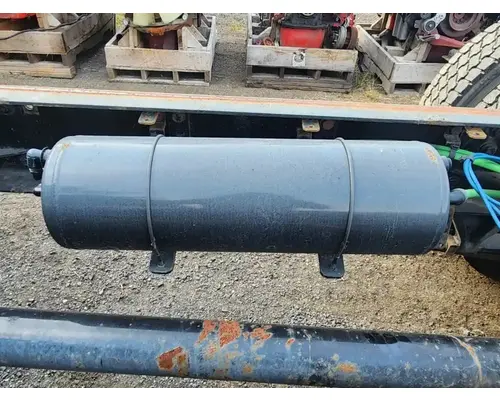 Air Tank Freightliner M2 112 Medium Duty Complete Recycling Group LLC