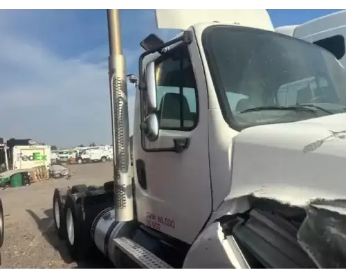 Freightliner M2 112 Medium Duty Cab