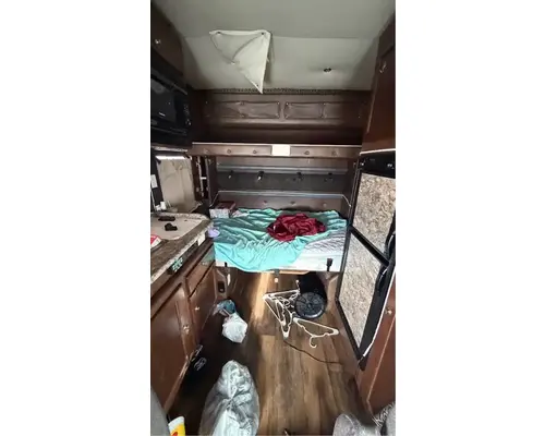 Freightliner M2 112 Medium Duty Cab