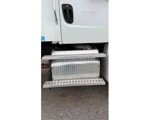 Freightliner M2 112 Medium Duty DPF (Diesel Particulate Filter)