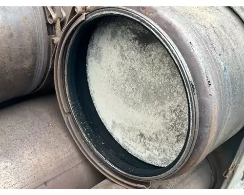 Freightliner M2 112 Medium Duty DPF (Diesel Particulate Filter)