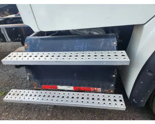 DPF (Diesel Particulate Filter) Freightliner M2 112 Medium Duty Complete Recycling Group LLC