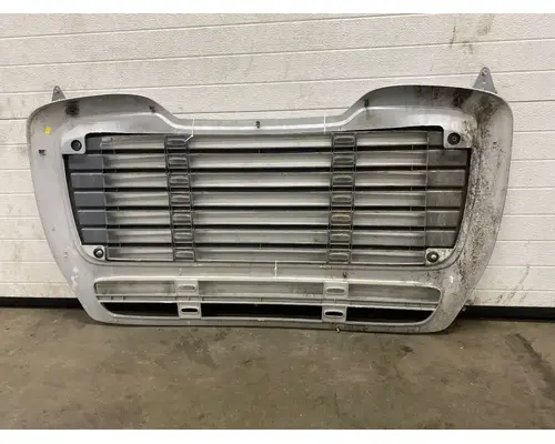 Freightliner M2 112 Medium Duty Grille