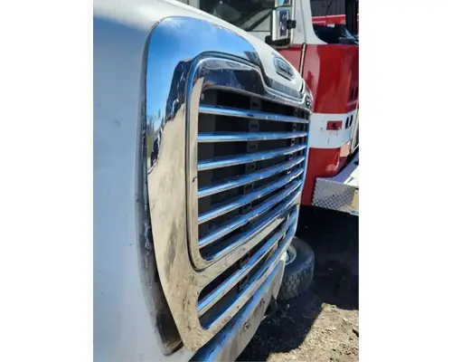 Grille Freightliner M2 112 Medium Duty Complete Recycling Group LLC