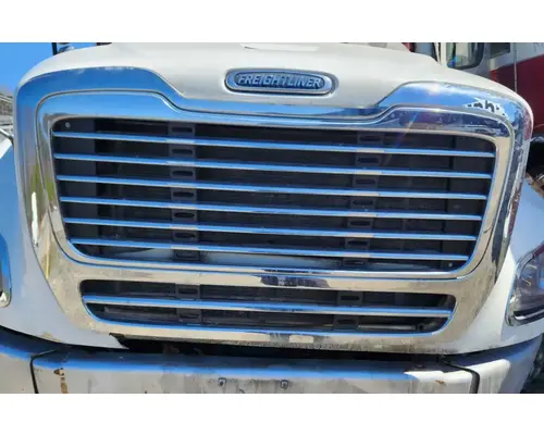 Freightliner M2 112 Medium Duty Grille