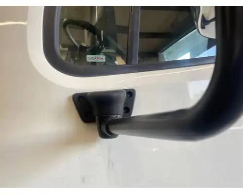 Freightliner M2 112 Medium Duty Mirror (Side View)
