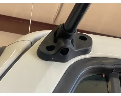 Freightliner M2 112 Medium Duty Mirror (Side View)