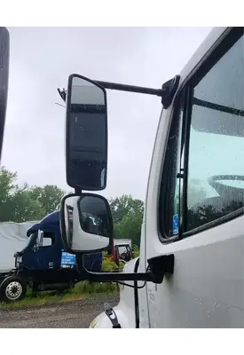 Freightliner M2 112 Medium Duty Mirror (Side View)