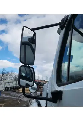 Freightliner M2 112 Medium Duty Mirror (Side View)