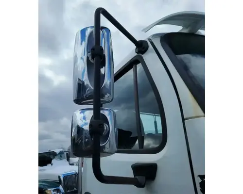 Freightliner M2 112 Medium Duty Mirror (Side View)