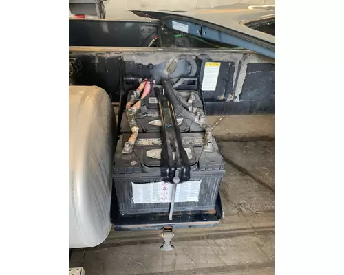 Battery Box FREIGHTLINER M2 112 DTI Trucks