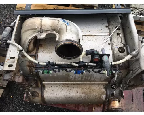 Freightliner M2 112 DPF (Diesel Particulate Filter)