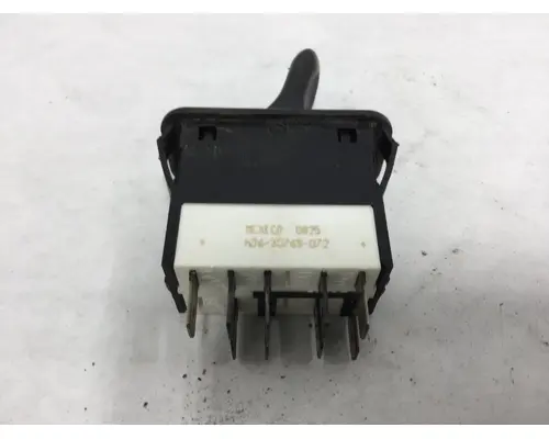 Freightliner M2 112 DashConsole Switch