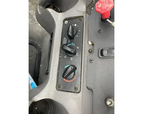 ECM (HVAC) FREIGHTLINER M2 112 Truck Salvage International Inc