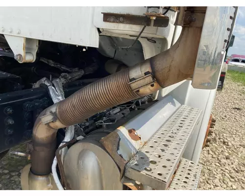 Freightliner M2 112 Exhaust Assembly