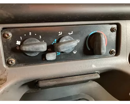 Freightliner M2 112 Heater & AC Temperature Control