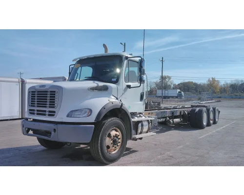 Complete Vehicle FREIGHTLINER M2 112 LKQ Heavy Truck - Goodys