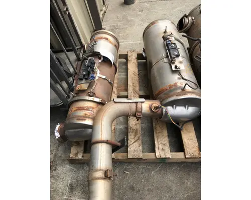 DPF (Diesel Particulate Filter) FREIGHTLINER M2  MEDIUM DUTY Charlotte Truck Parts,inc.