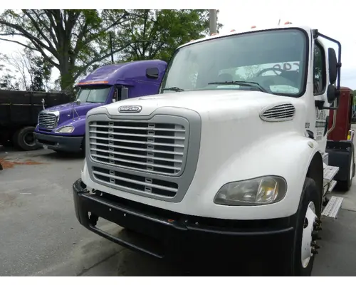 Hood FREIGHTLINER M2  MEDIUM DUTY Charlotte Truck Parts,inc.