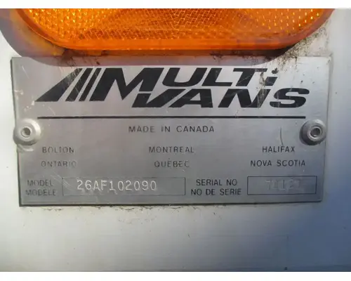 Freightliner M2106 Box  Bed