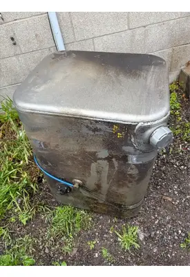 Freightliner M2106 Fuel Tank