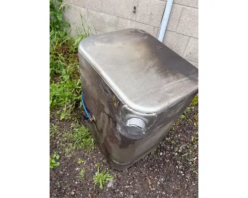 Freightliner M2106 Fuel Tank
