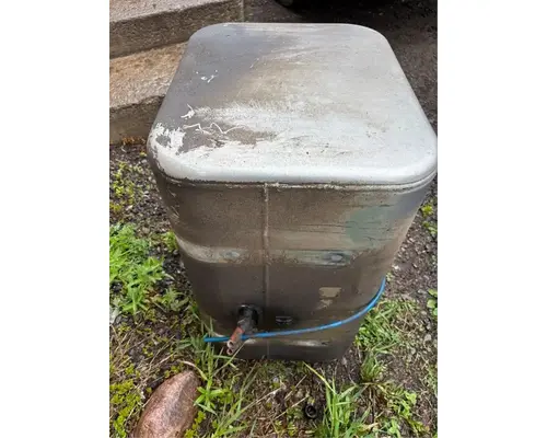 Freightliner M2106 Fuel Tank