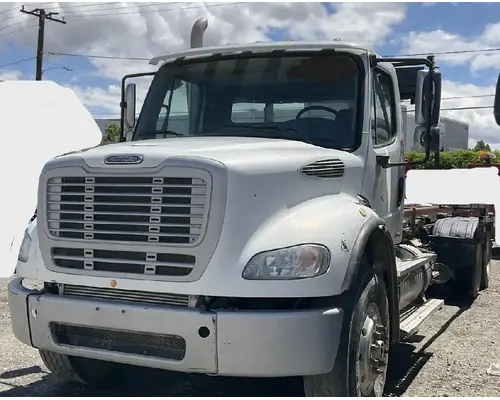 Complete Vehicle FREIGHTLINER M211264ST American Truck Sales