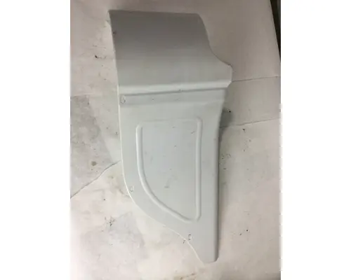 Rocker Panel Moulding FREIGHTLINER M2 Hagerman Inc.