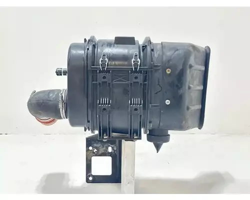 Freightliner MT45 Chassis Air Cleaner