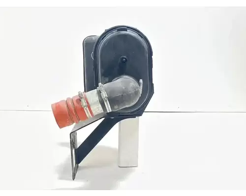 Freightliner MT45 Chassis Air Cleaner