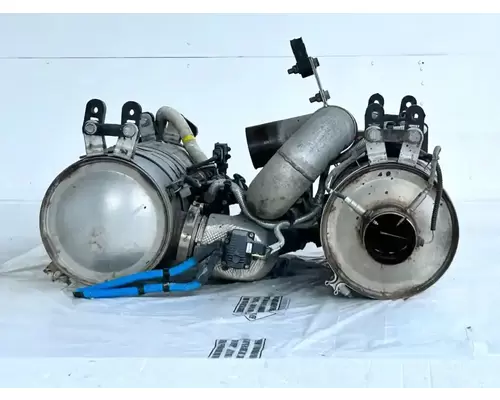 Freightliner MT45 Chassis DPF (Diesel Particulate Filter)