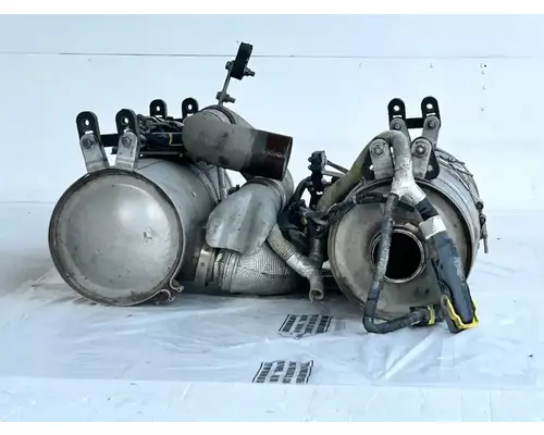 Freightliner MT45 Chassis DPF (Diesel Particulate Filter)