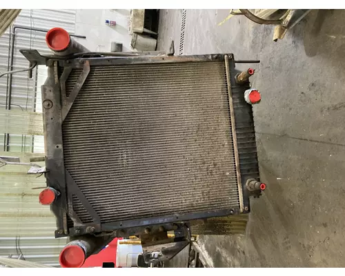 Freightliner MT Cooling Assembly. (Rad., Cond., ATAAC)