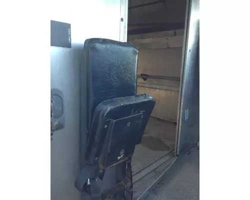Freightliner MT Seat (non-Suspension)