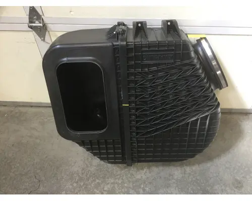 Air Cleaner FREIGHTLINER MISC Hagerman Inc.