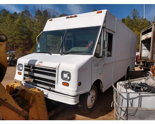 Hood FREIGHTLINER MT-35 Crest Truck Parts