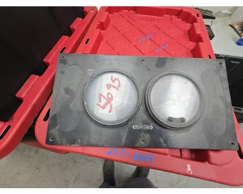 Instrument Cluster FREIGHTLINER MT-45 Crest Truck Parts