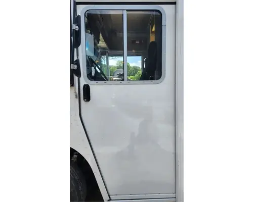 Door Assembly, Front Freightliner MT45 Chassis Complete Recycling Group LLC