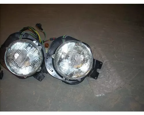 Freightliner OTHER Headlamp Assembly