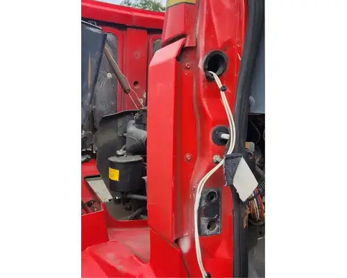 Cowl Freightliner Other Complete Recycling Group LLC
