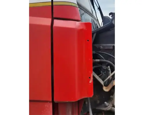 Freightliner Other Cowl