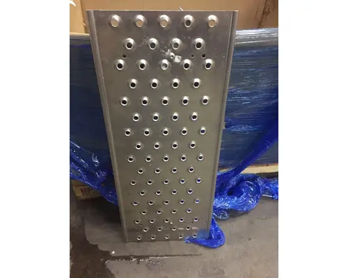 Catwalk FREIGHTLINER PARTS Charlotte Truck Parts,inc.